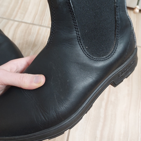 Blundstone Black Chelsea Boot - Picture 6 of 9